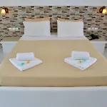 Glaronisia Hotel 3*