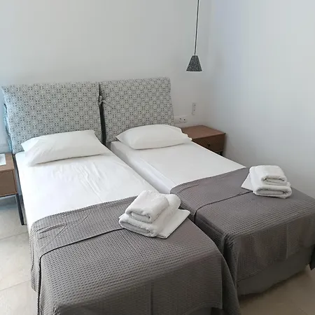 Hotel Glaronisia