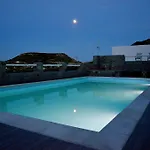 Glaronisia Hotel Pollonia