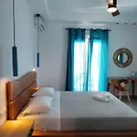 Hotel Glaronisia Pollonia