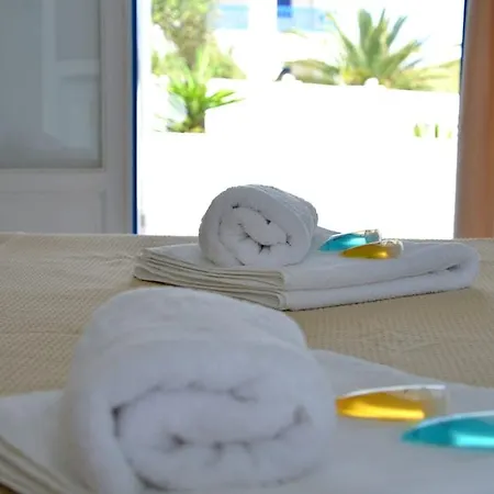 Glaronisia 3* Pollonia