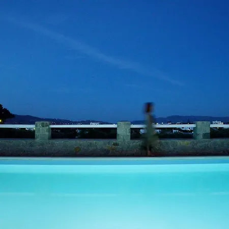 Glaronisia 3* Pollonia