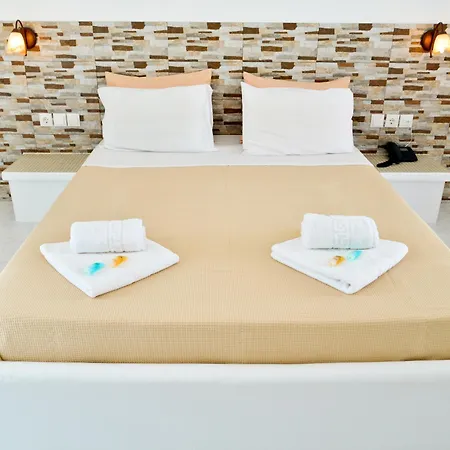 Glaronisia Hotell
