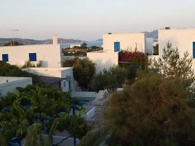 Glaronisia מלון 3*