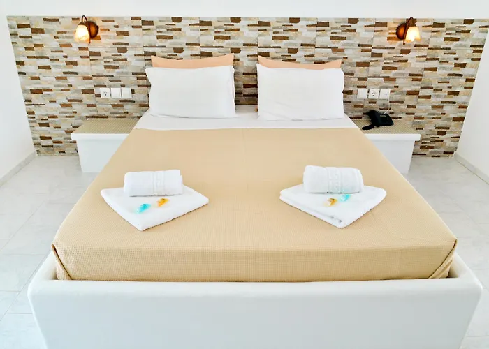 Glaronisia Szálloda