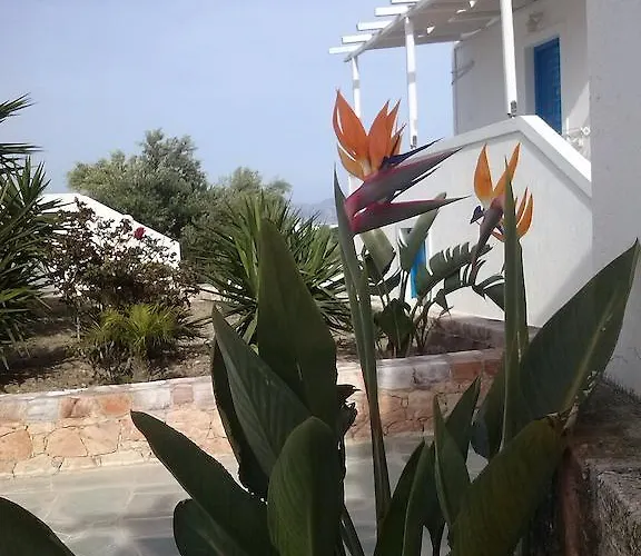 Glaronisia Szálloda